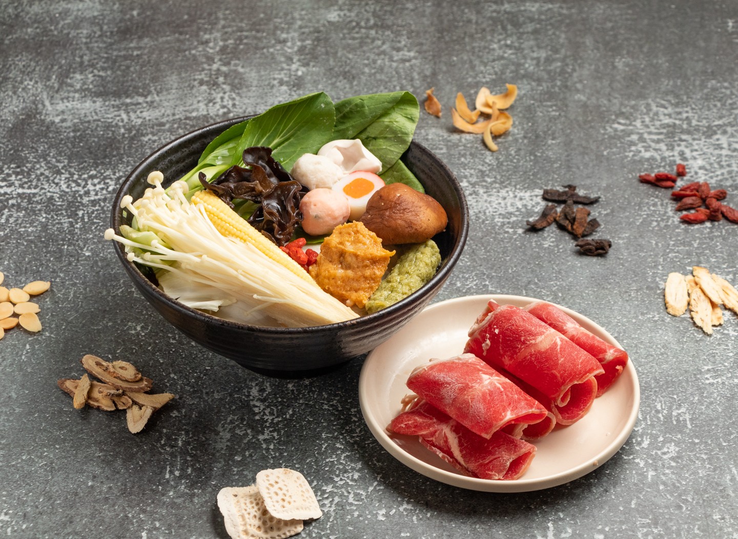 【鱷魚廚房】君侯盅+生鮮里肌牛肉片 滋養元氣 家庭聚餐 一份牛氣 一份敬意 獻給永不言退的爸爸